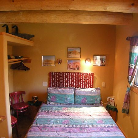Bighorn Ridge Guesthouse Okanagan Falls ภายนอก รูปภาพ
