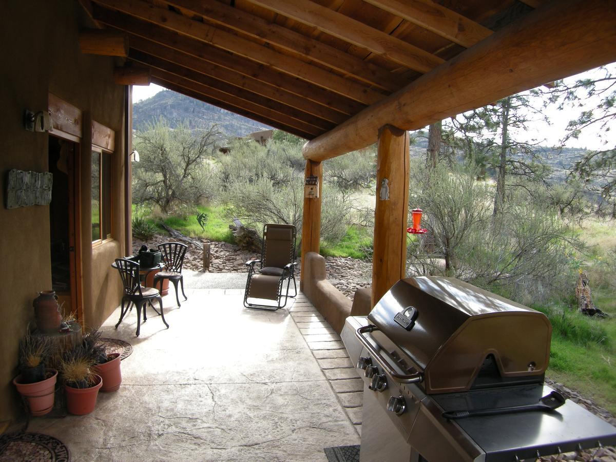 Bighorn Ridge Guesthouse Okanagan Falls ภายนอก รูปภาพ
