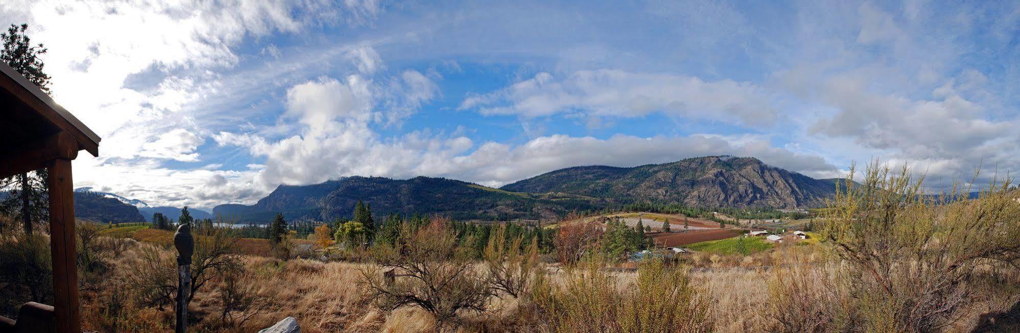 Bighorn Ridge Guesthouse Okanagan Falls ภายนอก รูปภาพ